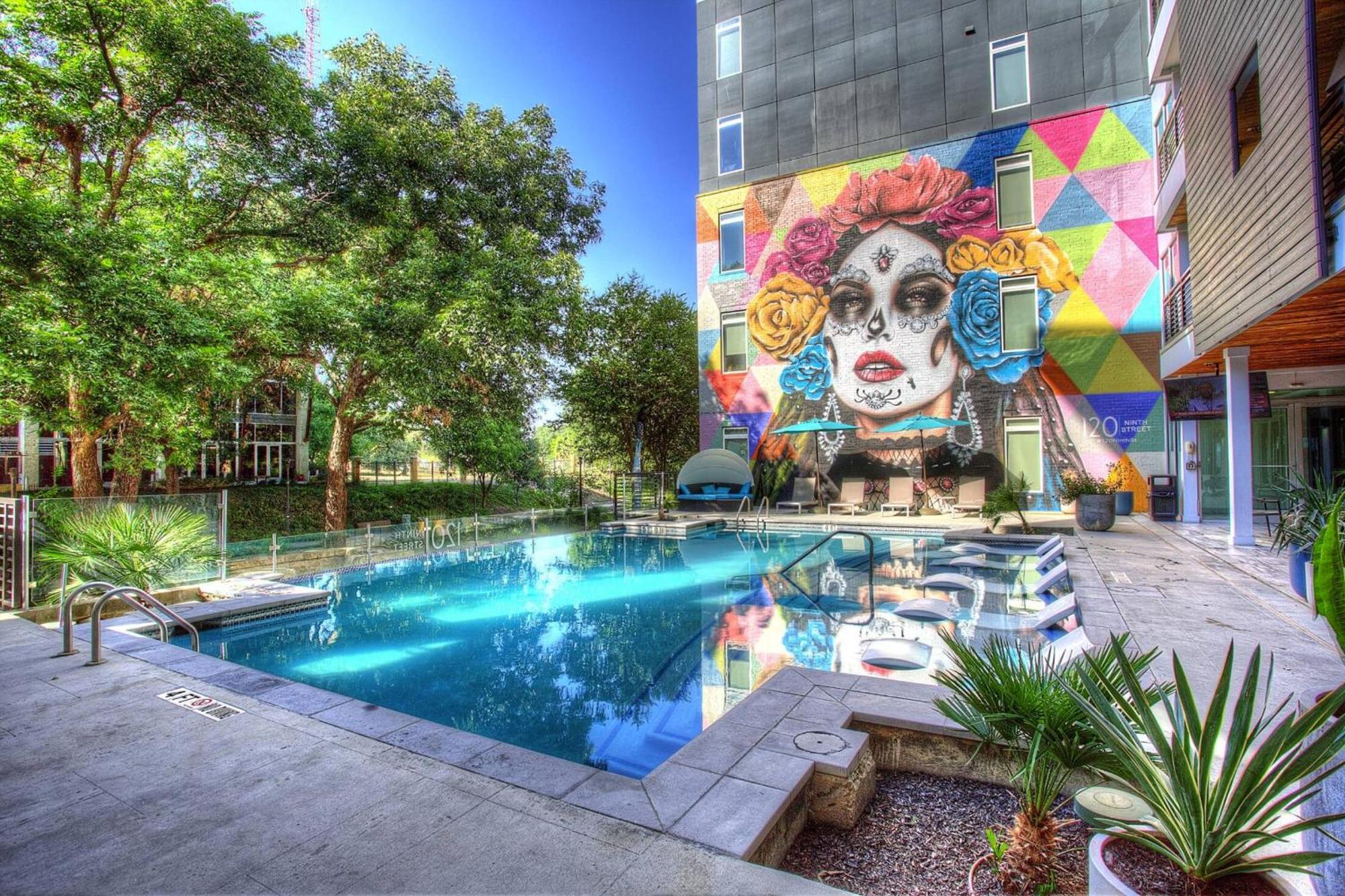 Apartment Riverwalk And Pool View With King Bed Infinity Pool Gym Free Parking